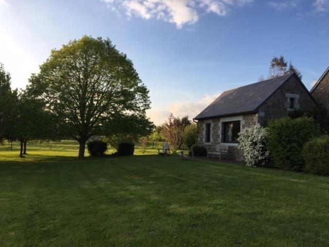 Le Clos Saint Jean Dragey-Ronthon Extérieur photo